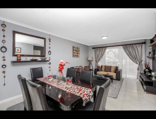 2 BEDROOM PROPERTY TO RENT IN RIVONIA
